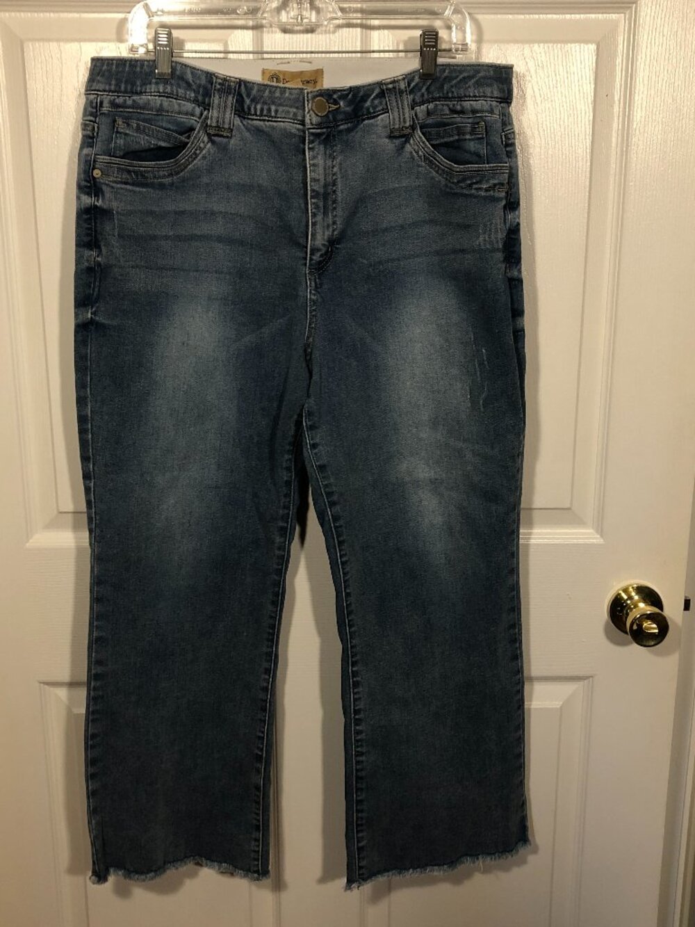 Democracy women white wash wide leg straight jeans, raw hems ankle, 16